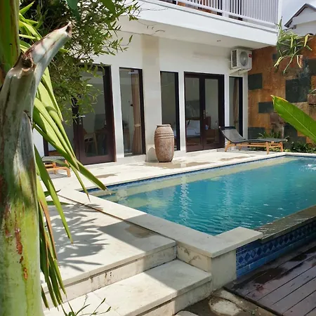 4 Bedroom Villa Canggu - 8 Pax